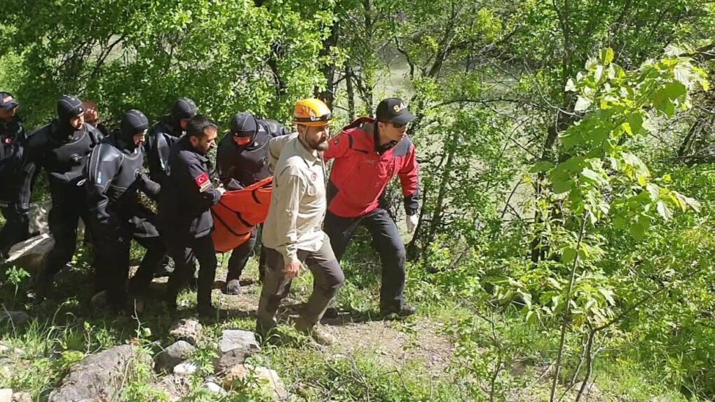 Munzur Nehri’nde Mehmetcan Demiral’ın cansız bedenine ulaşıldı
